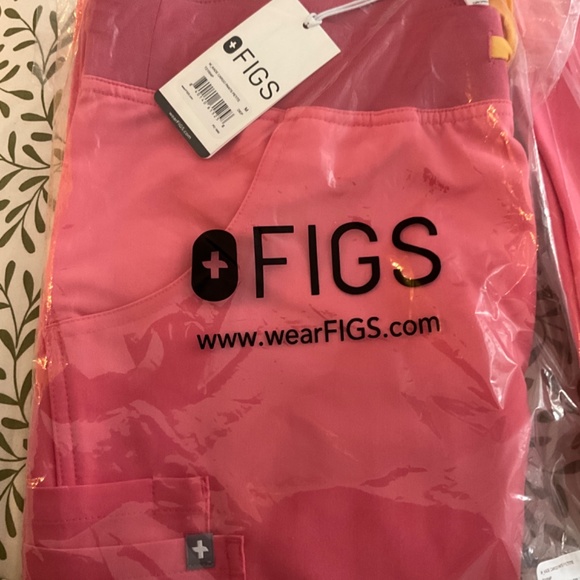 FIGS SCRUB SIZE M - Picture 2 of 3